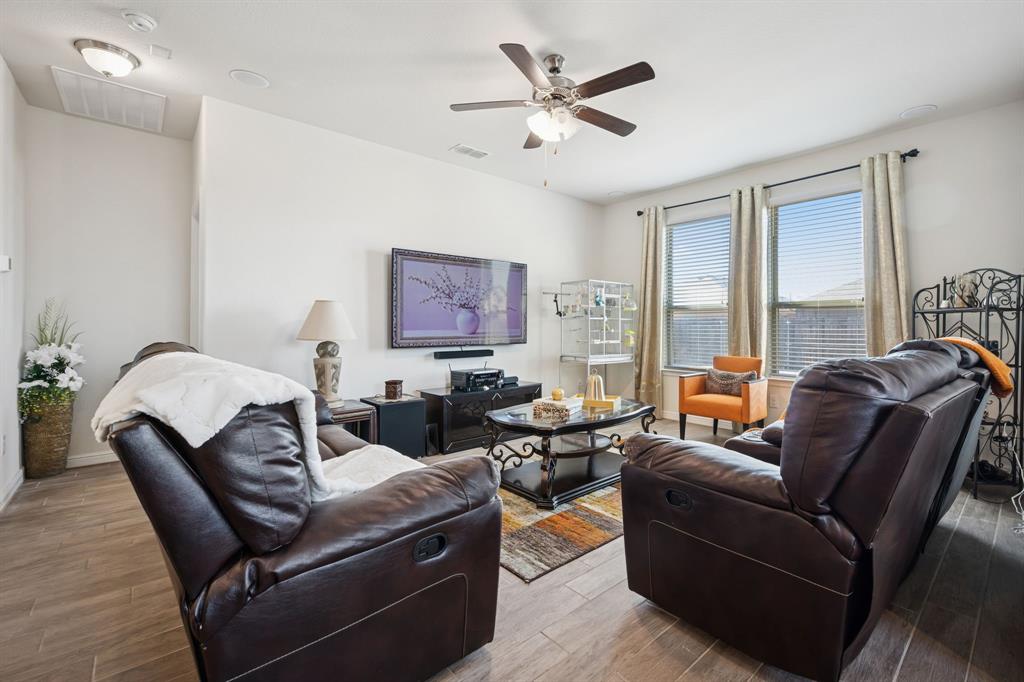 4300 Chicory Court Denton, TX 76210 - Photo 7 of 35