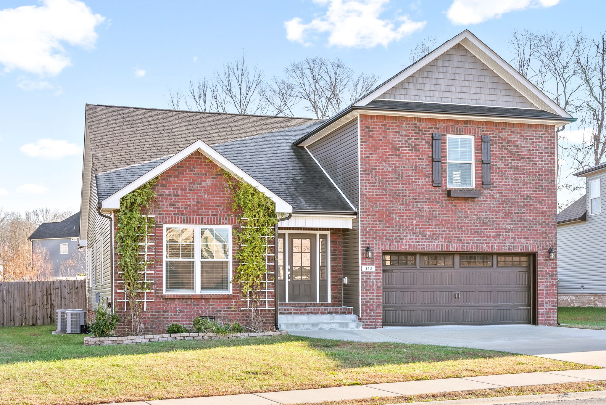 342 Rye Drive Clarksville, TN 37043 - Photo 2 of 35 Gallery Image 2