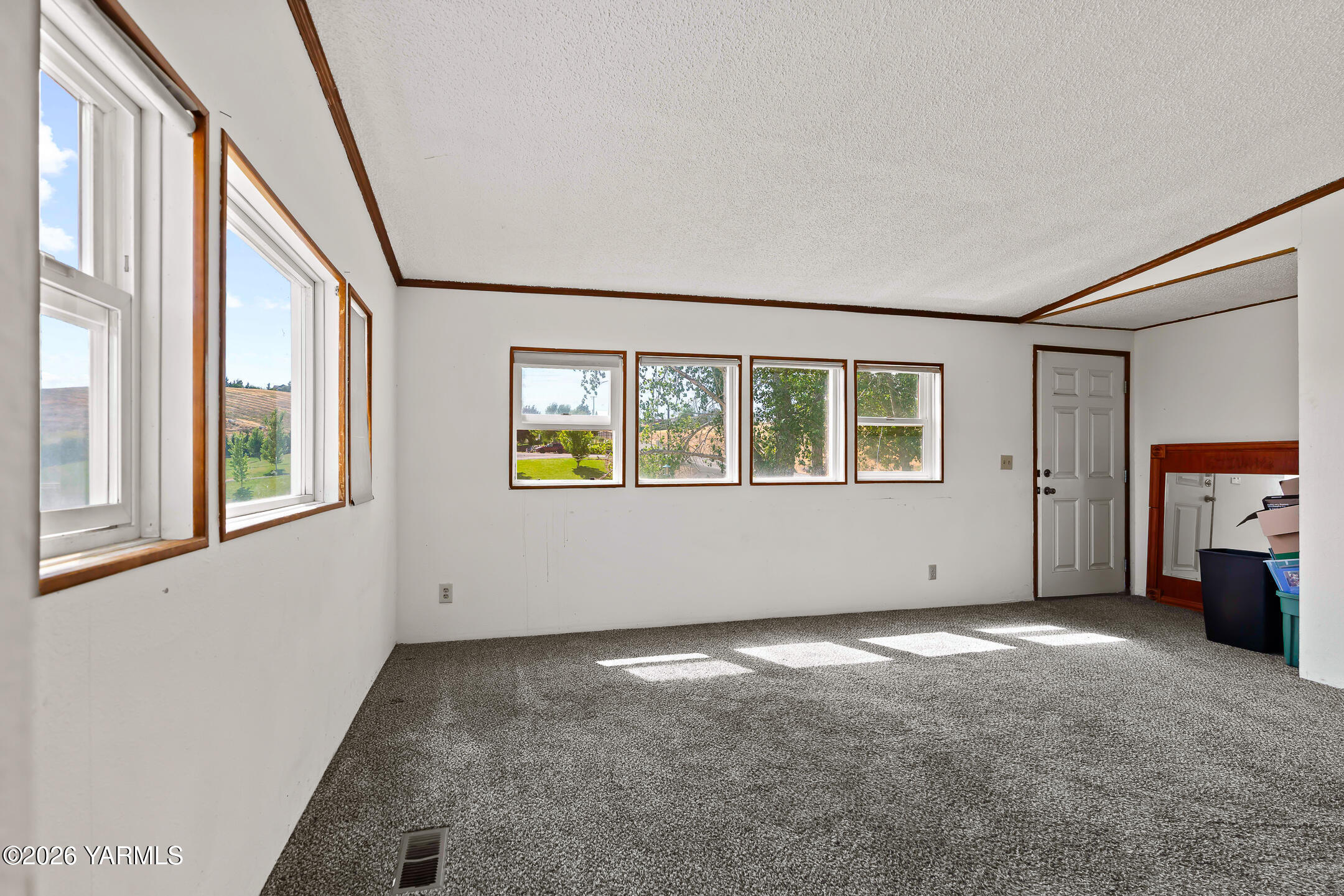 12604 Summitview Ext Road Yakima, WA 98908 - Photo 5 of 25 12604 Summitview Ext Rd-5