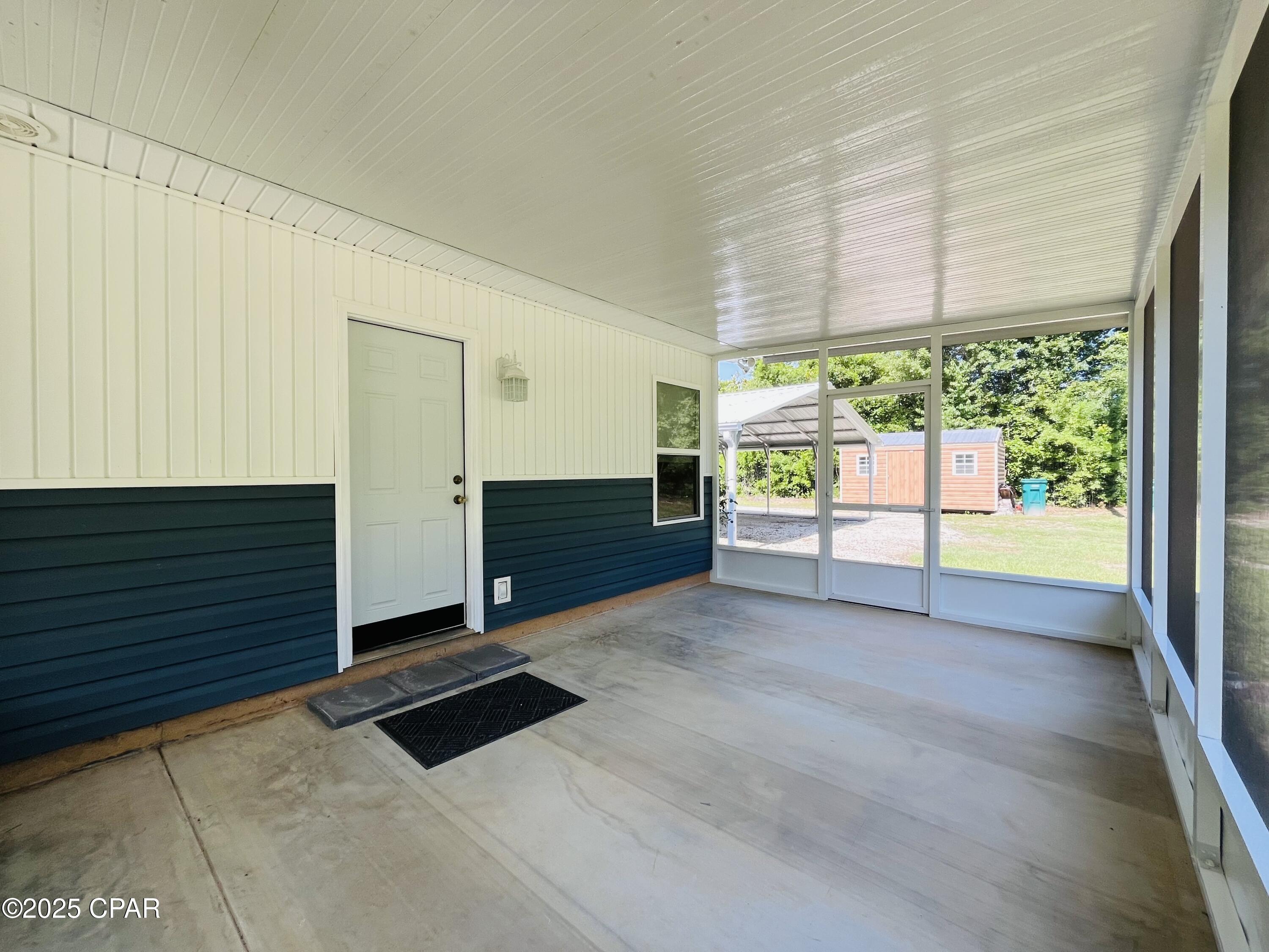 6811 Highway 90 Grand Ridge, FL 32442 - Photo 11 of 29 Gallery Image 11