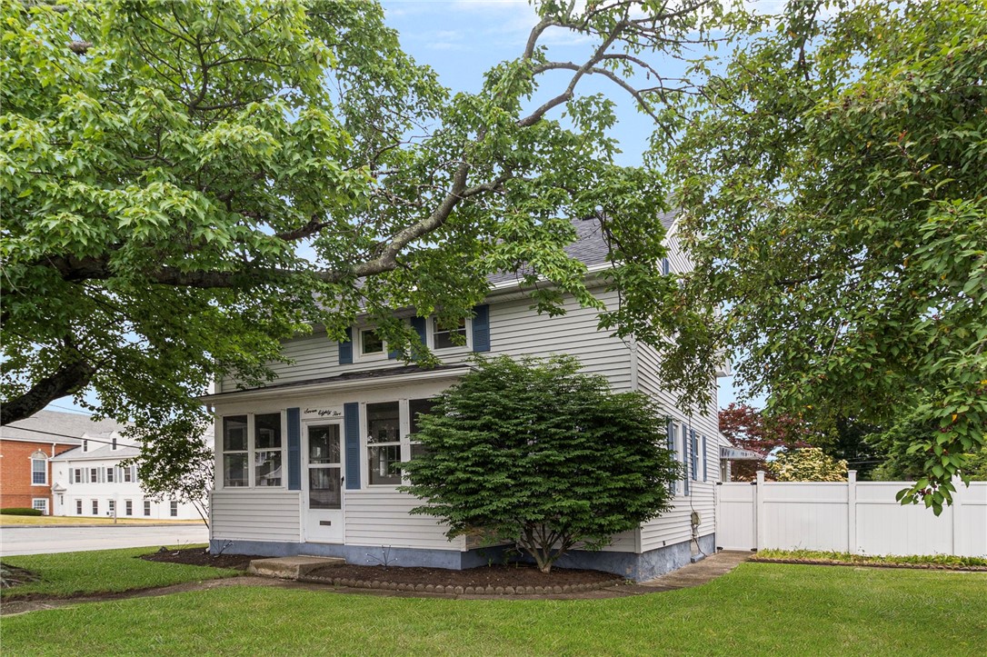 785 Main Avenue Warwick, RI 02886 - Photo 3 of 47