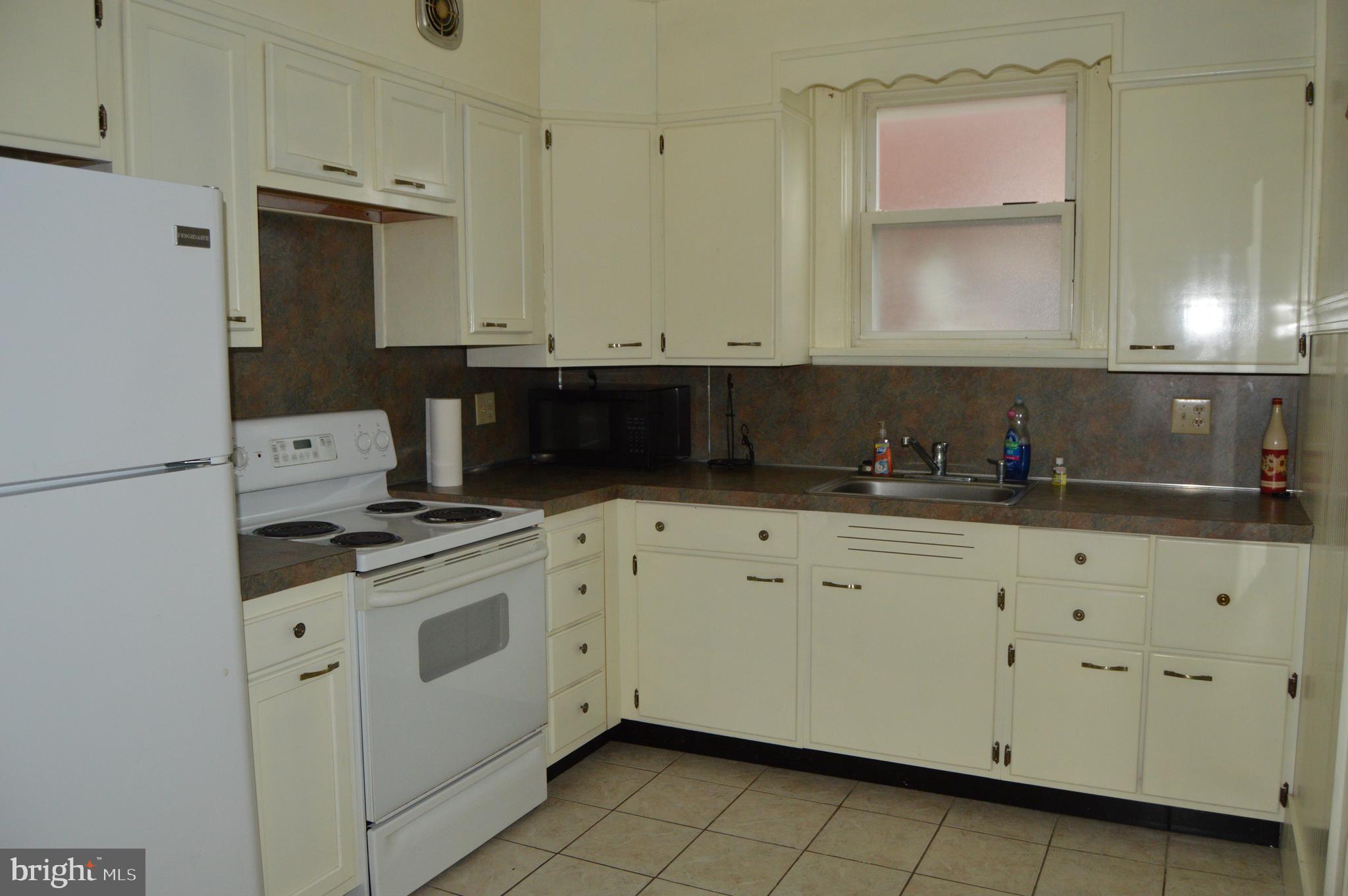 1341 Liberty Avenue Reading, PA 19607 - Photo 20 of 71