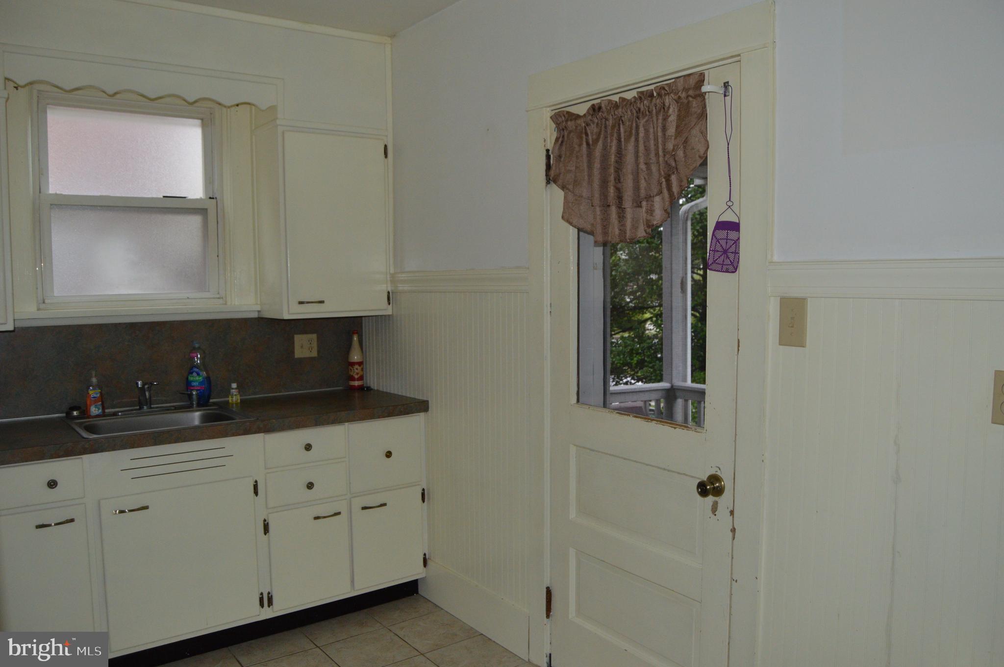 1341 Liberty Avenue Reading, PA 19607 - Photo 22 of 71