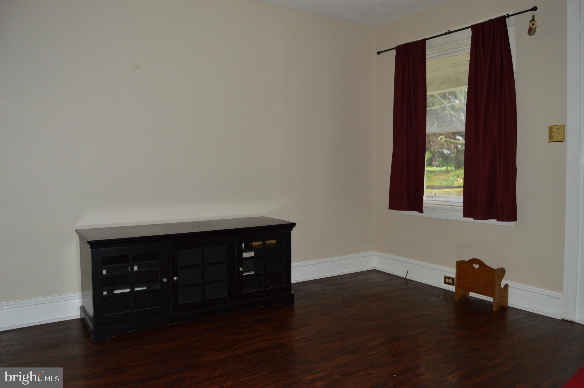 1341 Liberty Avenue Reading, PA 19607 - Photo 10 of 71