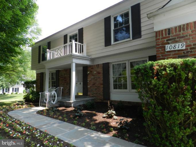 10819 Old Coach Road Potomac, MD 20854 - Photo 2 of 15 Exterior (General)