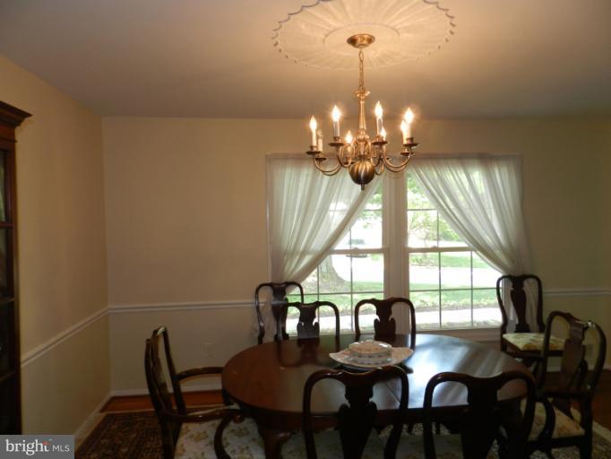 10819 Old Coach Road Potomac, MD 20854 - Photo 12 of 15 Dining Room