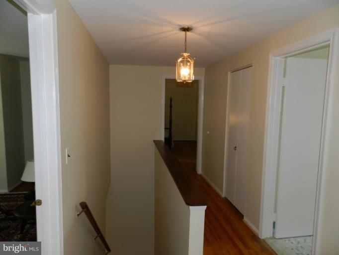 10819 Old Coach Road Potomac, MD 20854 - Photo 8 of 15 Interior (General)