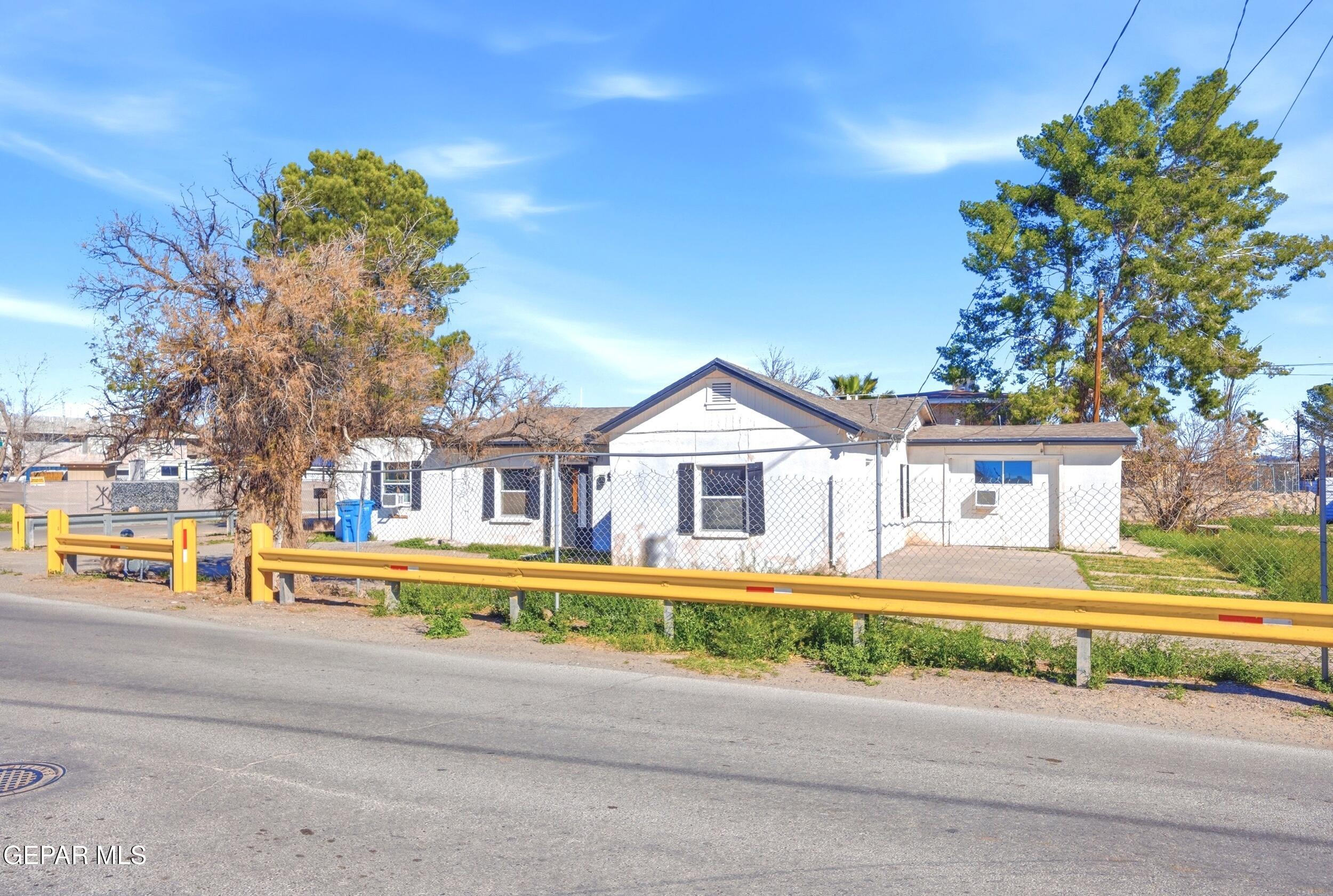495 Buford Road Socorro, TX 79927 - Photo 2 of 33 4c9e7e3b-0795-47d0-9217-58583a76003e