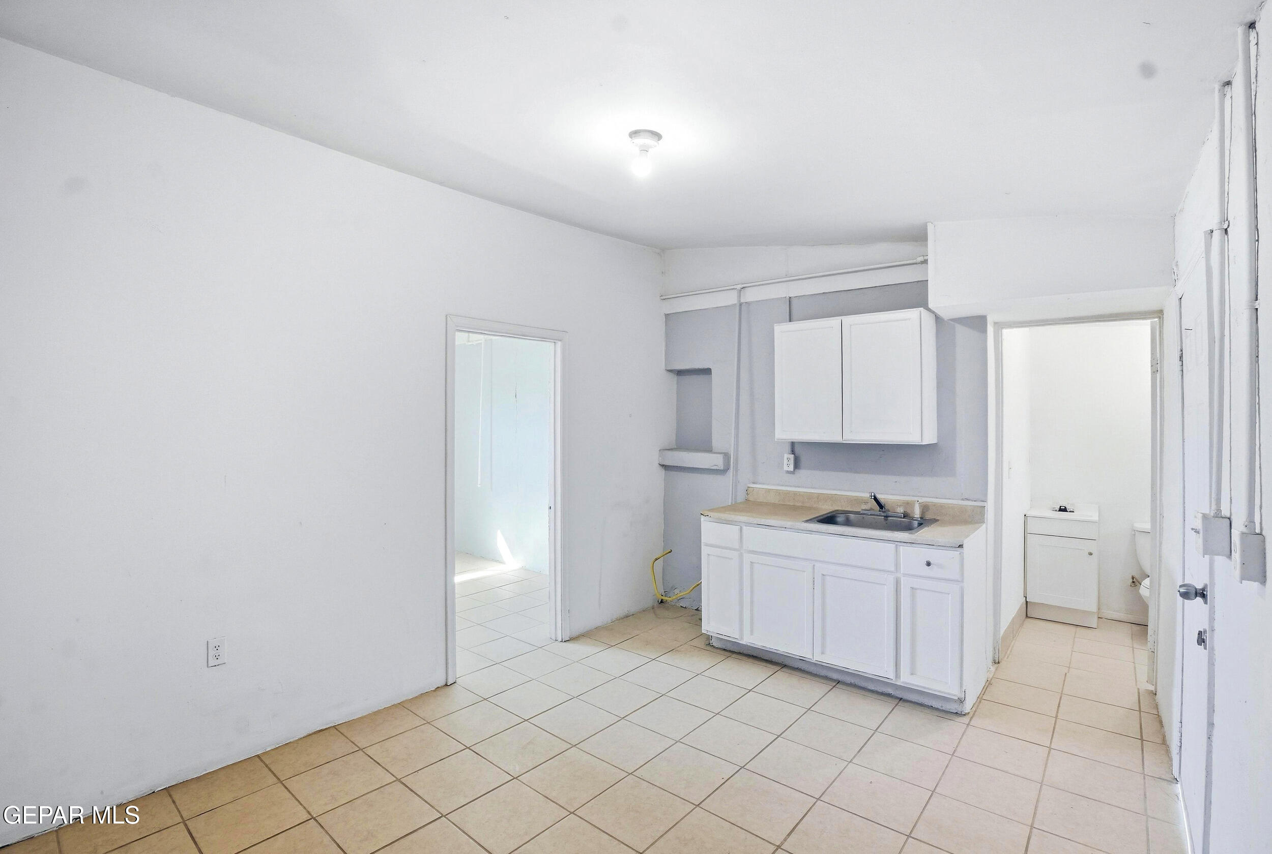 495 Buford Road Socorro, TX 79927 - Photo 9 of 33 baae7ffb-9a4c-496b-afe4-0bdc2ec3e84f_aut