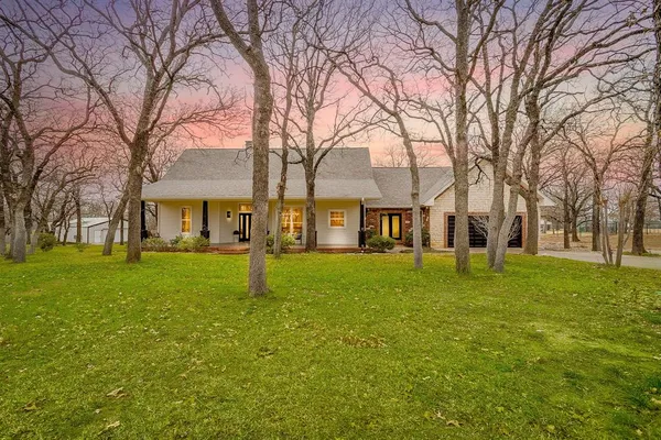 $699,000 | 1114 Briarwood Street, Weatherford, TX 76087