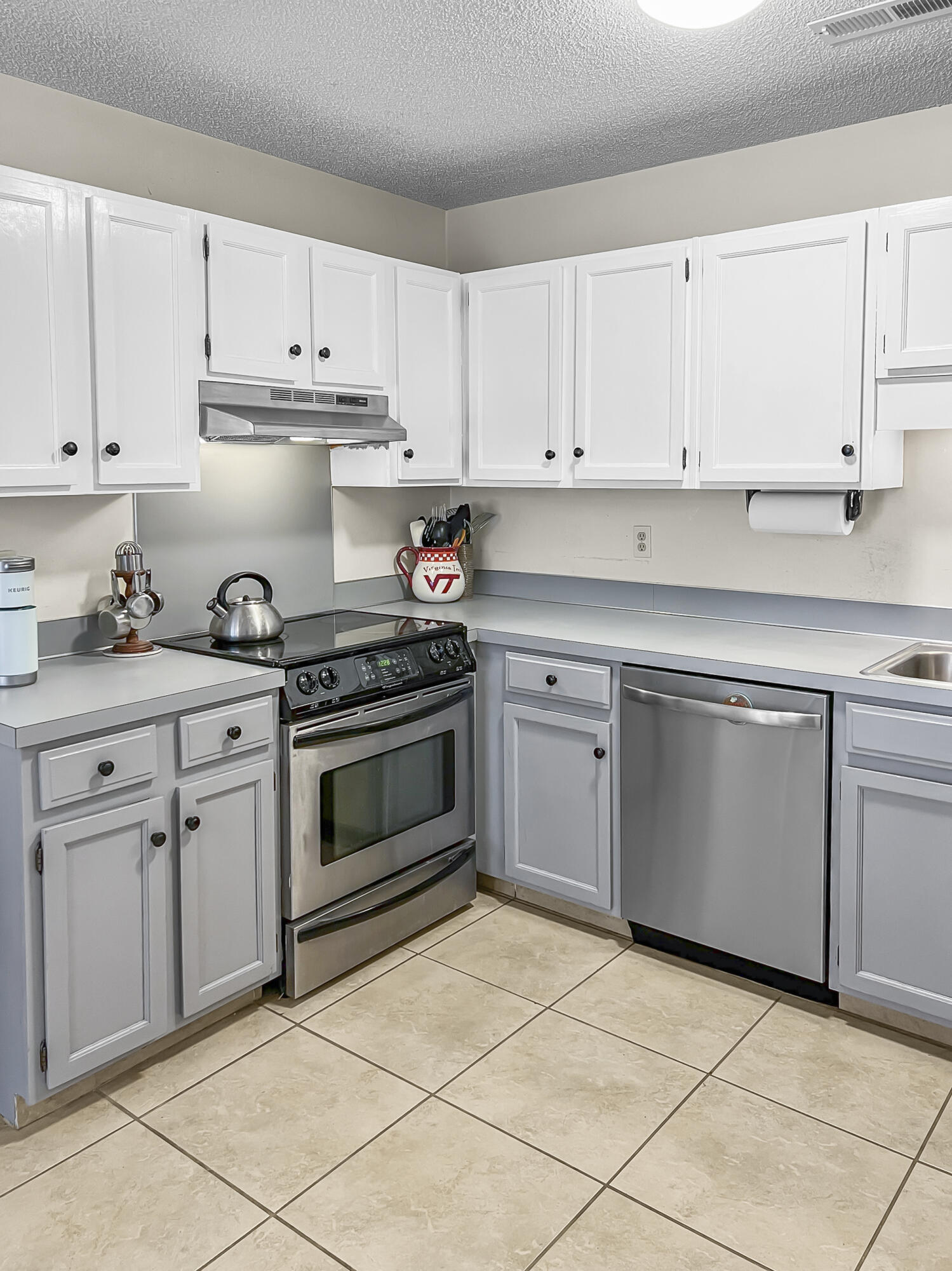 127 Towne Square Road Summerville, SC 29485 - Photo 7 of 17 127_Town_Square_Road00010_single
