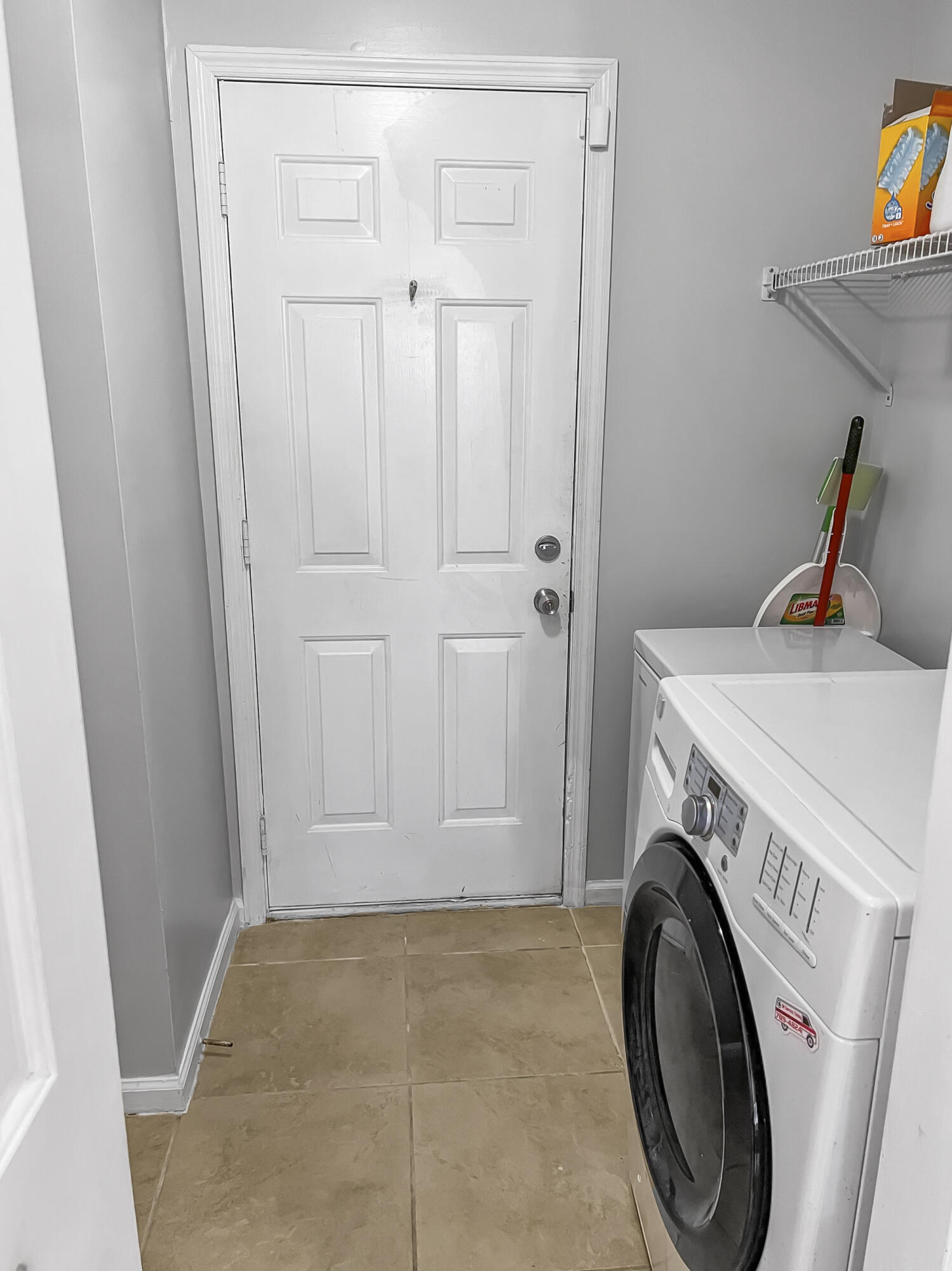 127 Towne Square Road Summerville, SC 29485 - Photo 8 of 17 127_Town_Square_Road00008_single