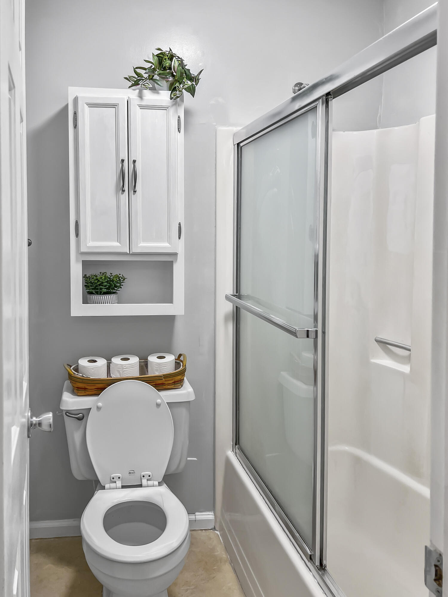 127 Towne Square Road Summerville, SC 29485 - Photo 10 of 17 127_Town_Square_Road00015_single