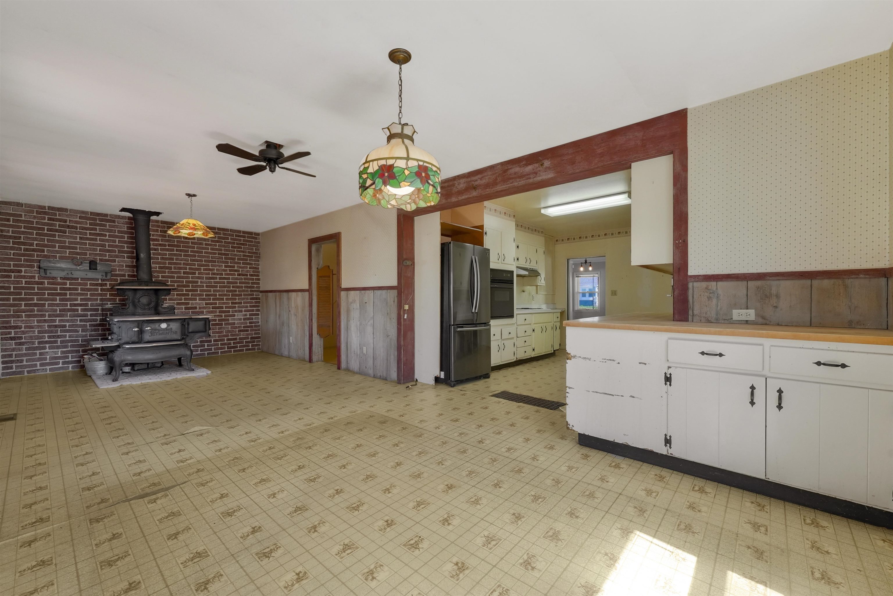 212 South Gladwin Road Lake City, MI 49651 - Photo 18 of 42 1921828-528d69a5-8be7-4f67-adf8-bc51a8fb6f5c.JPG