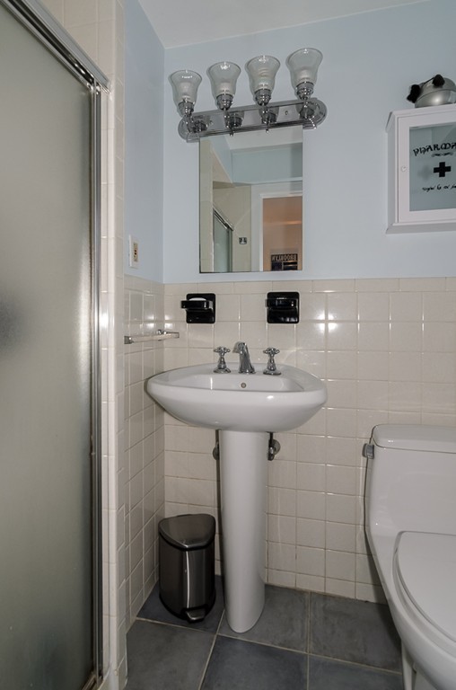 30 Dunedin Road Wellesley, MA 02481 - Photo 17 of 21