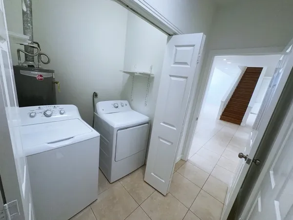 $2,950 | 11854 Taylorcrest Road, Houston, TX 77024