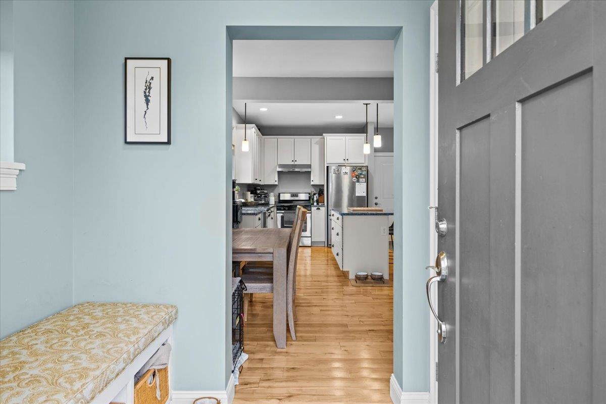 150 Rye Circle South Burlington, VT 05403 - Photo 2 of 60