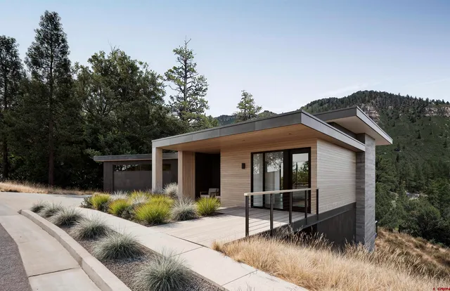 a house view with a outdoor space