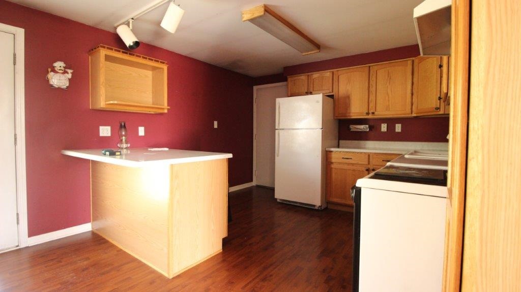 2917 East Tillman Road Fort Wayne, IN 46816 - Photo 4 of 9 Gallery Image 4