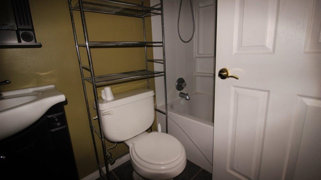 2917 East Tillman Road Fort Wayne, IN 46816 - Photo 8 of 9 Gallery Image 8