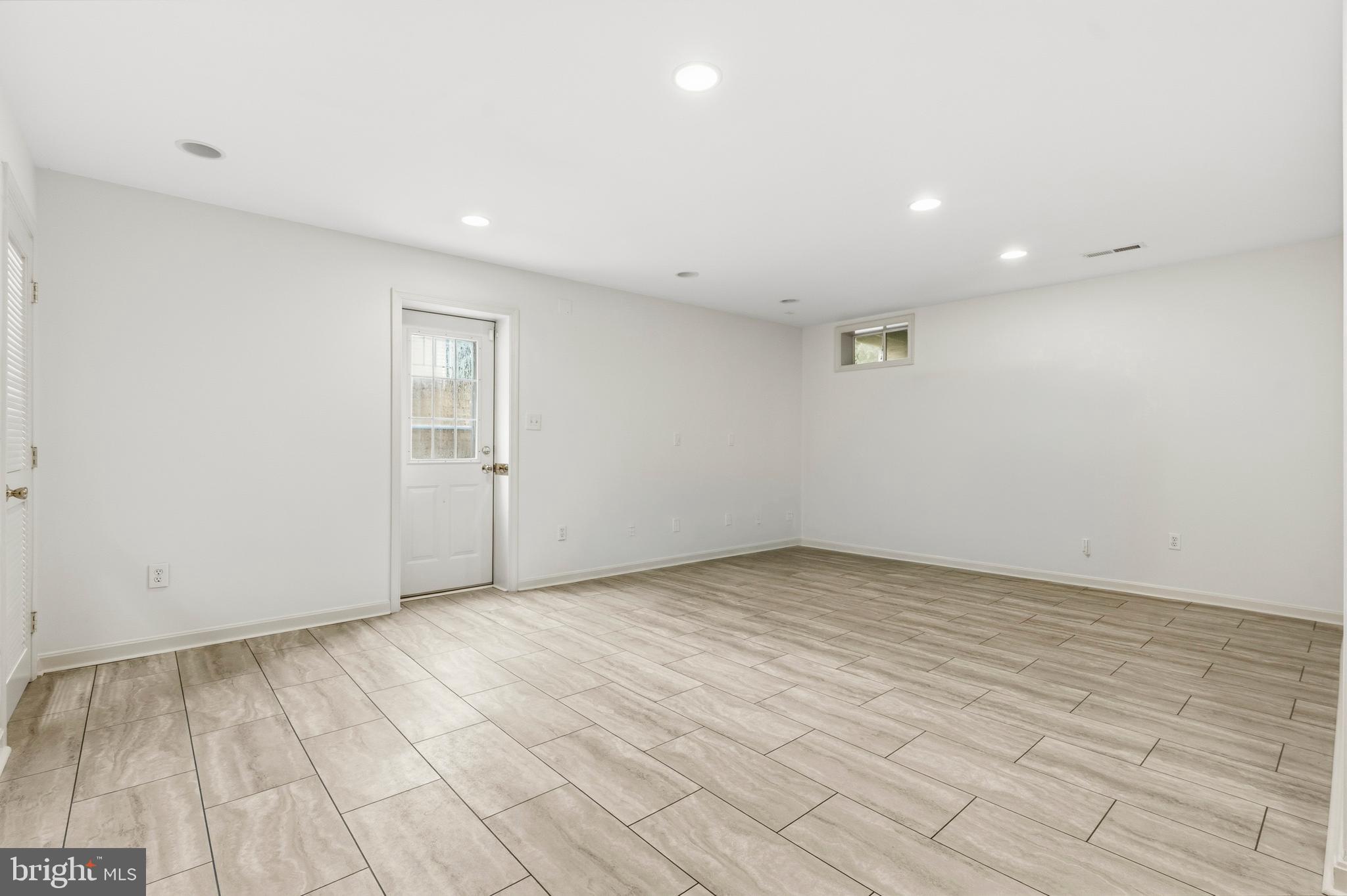 22409 Brook Point Way Clarksburg, MD 20871 - Photo 54 of 76