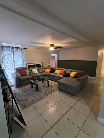 $4,000 | 7809 Northwest 67th Avenue, Unit 7809, Tamarac, FL 33321