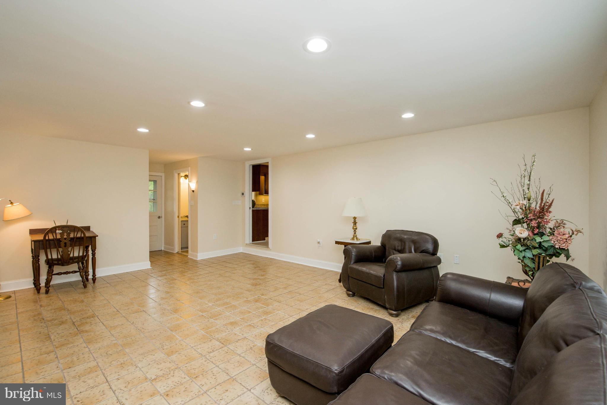 856 Maple Road Gambrills, MD 21054 - Photo 14 of 30 Upgraded Recessed Lighting