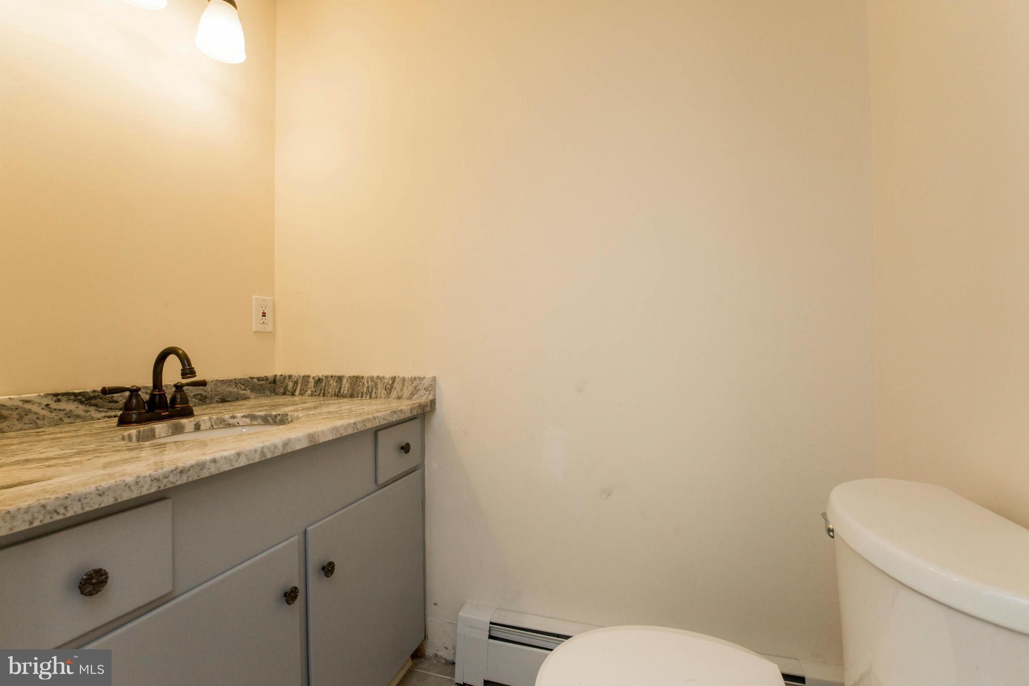856 Maple Road Gambrills, MD 21054 - Photo 15 of 30 Guest Bath w/ Marble Top