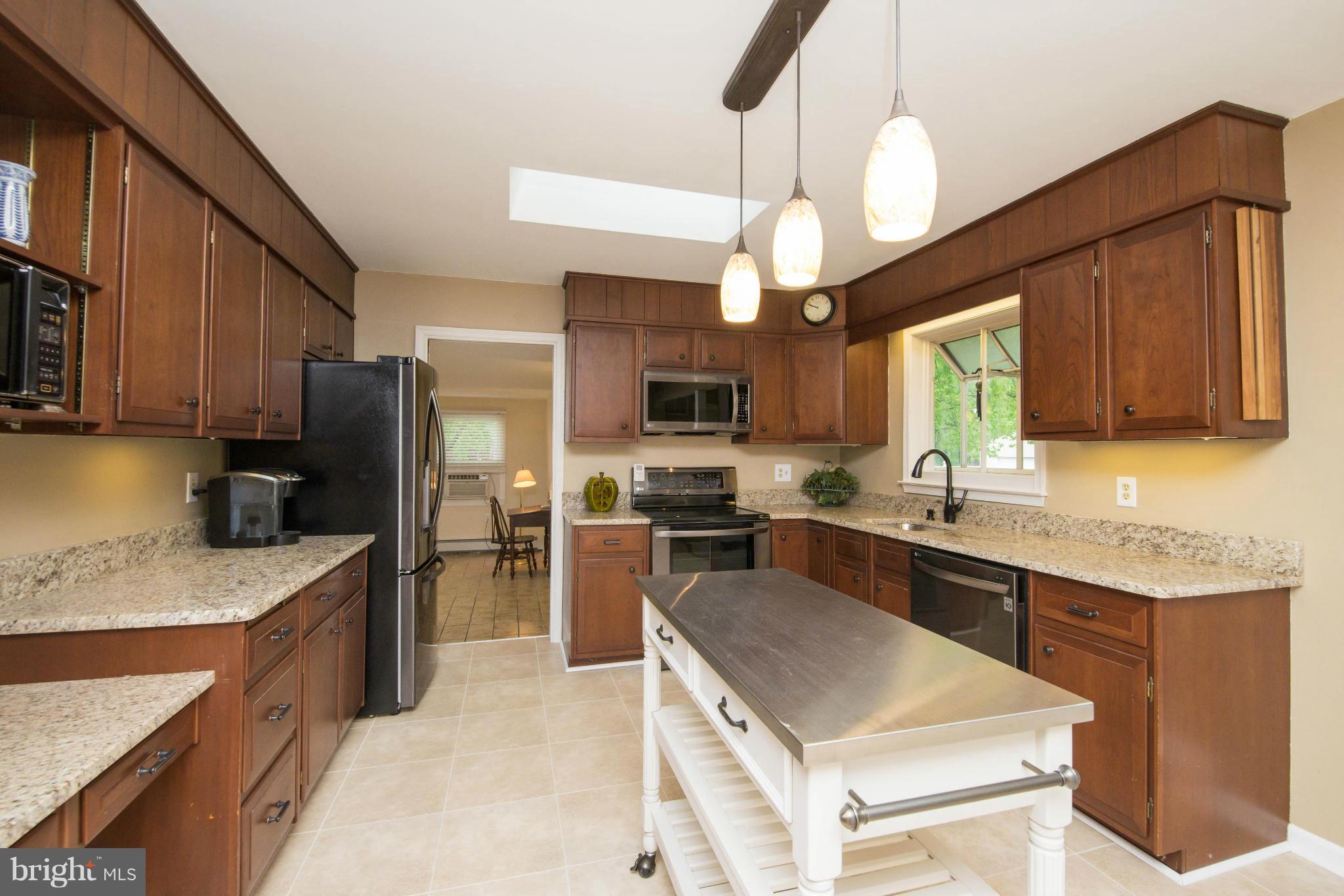 856 Maple Road Gambrills, MD 21054 - Photo 7 of 30 Stainless Appliances