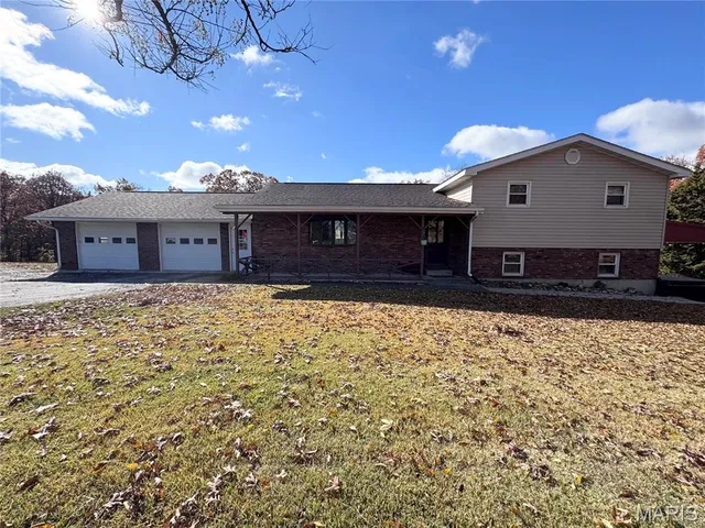 $298,500 | 62419 Oak Hill Road, New London, MO 63459