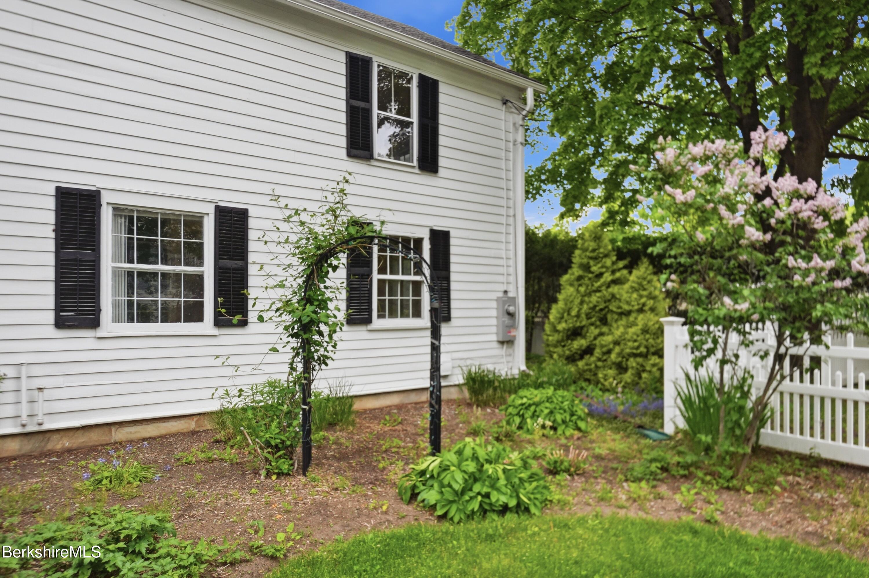 4 Stockbridge Road West Stockbridge, MA 01266 - Photo 86 of 94 Gardens