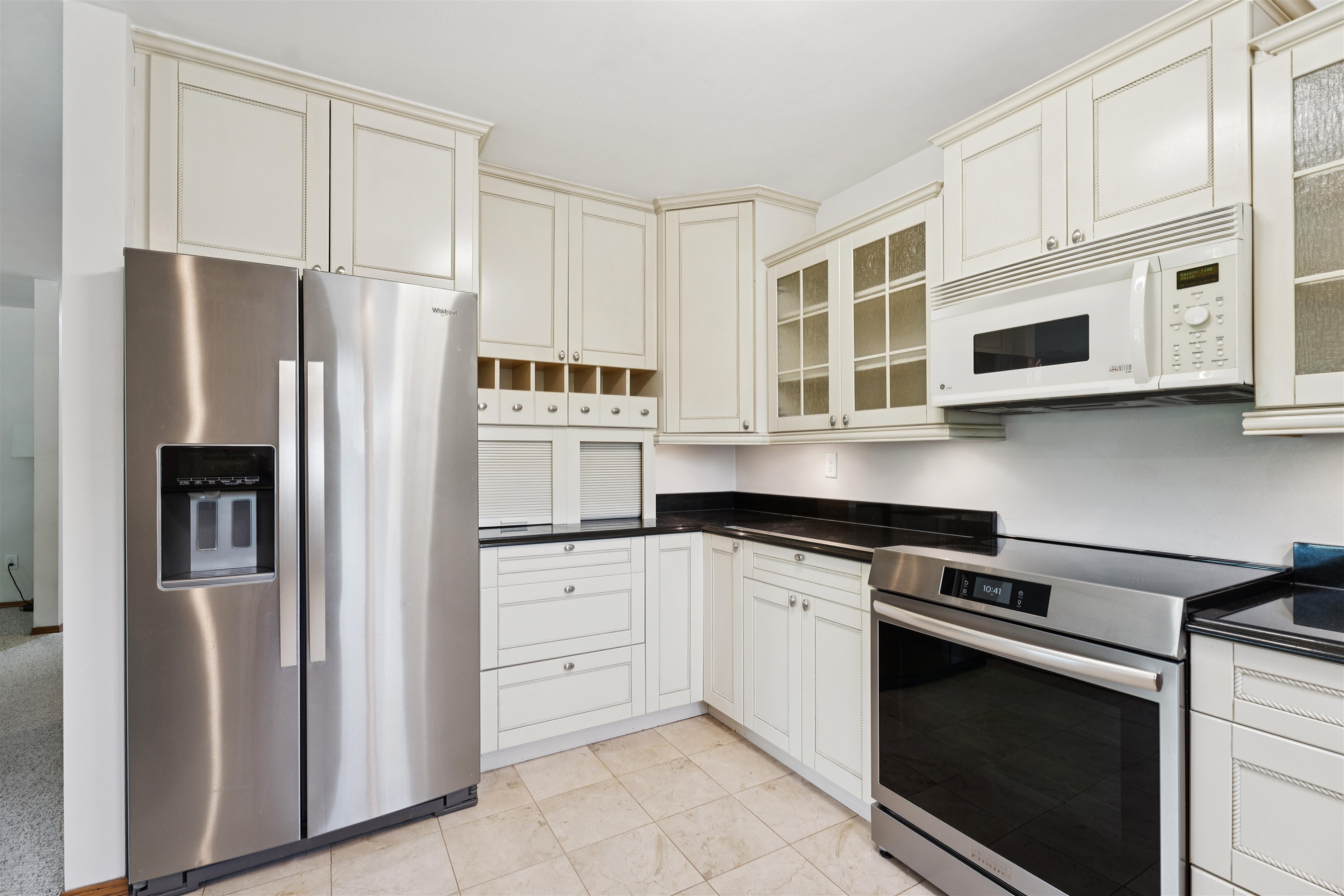 2490 Stroebe Island Drive Appleton, WI 54914 - Photo 8 of 27