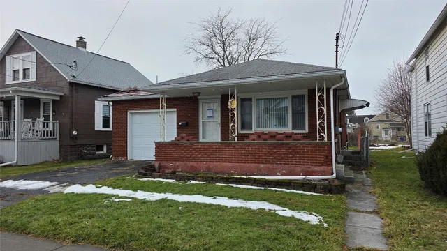 $74,900 | 101 Zoa Avenue, Johnson City, NY 13790