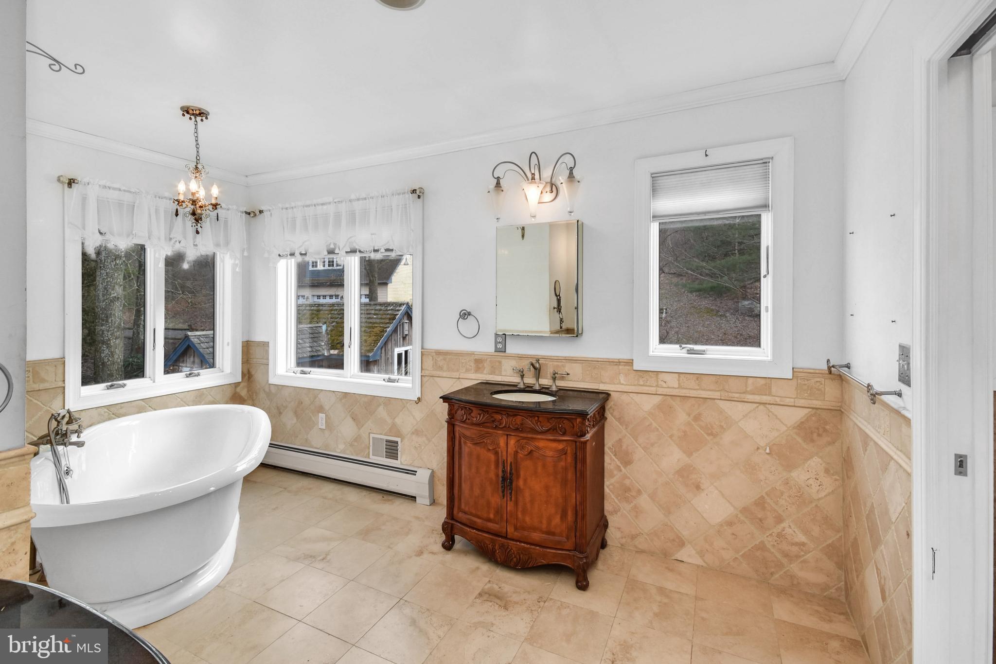 325 Stouts Valley Road Easton, PA 18042 - Photo 17 of 30