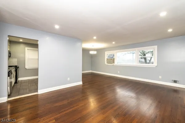 $2,800 | 11 Troy Court, Maplewood, NJ 07040