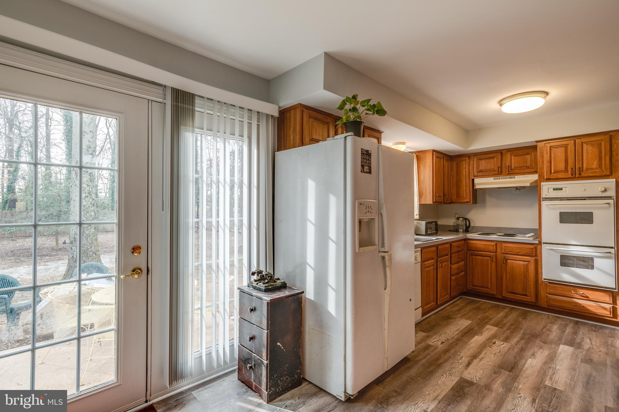 6902 Sydenstricker Road Springfield, VA 22152 - Photo 9 of 28 Kitchen