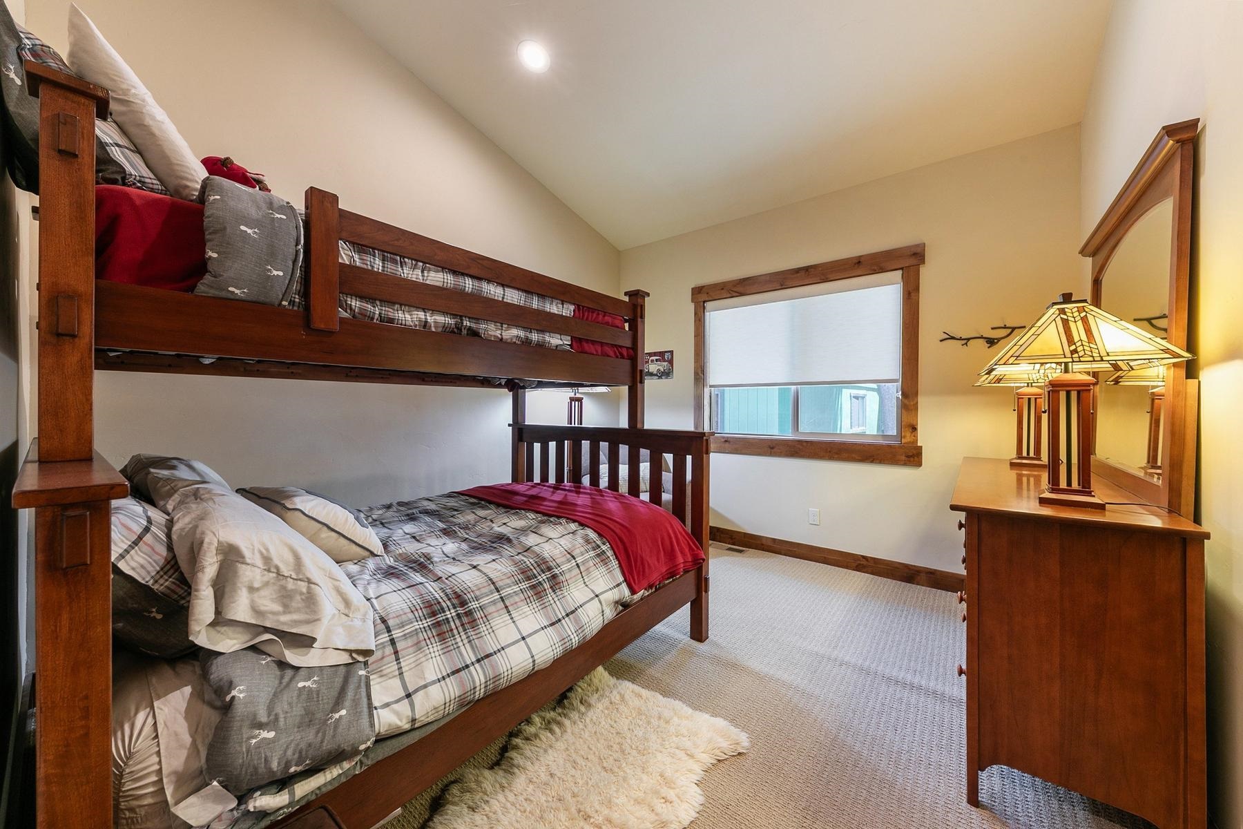 14141 Tyrol Road Truckee, CA 96161 - Photo 17 of 28