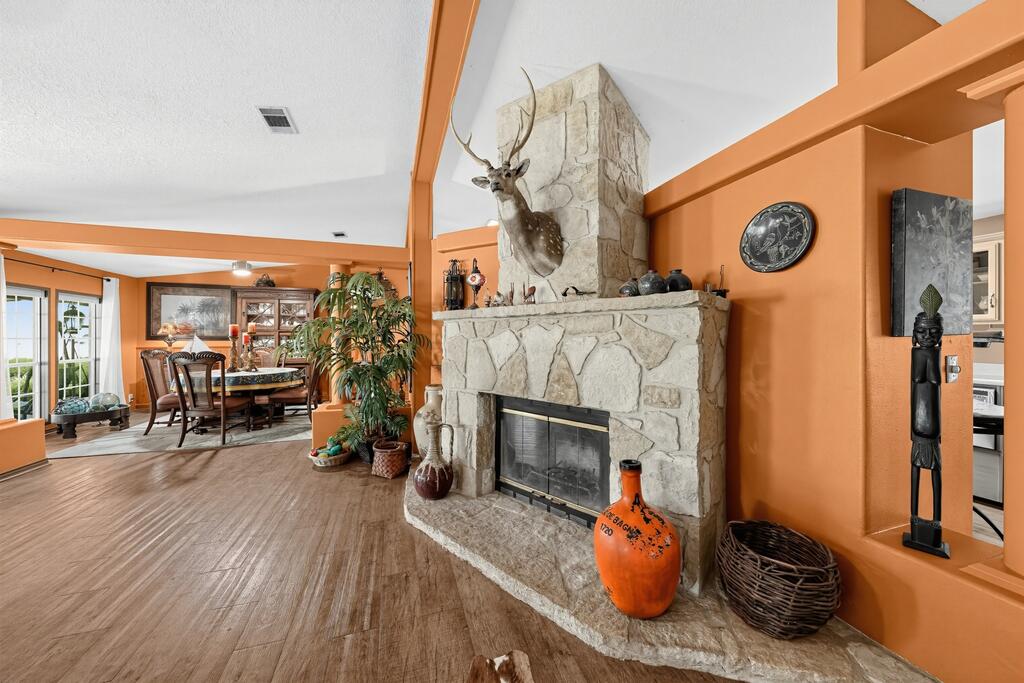 201 Sierra Road Kerrville, TX 78028 - Photo 10 of 69 Gallery Image 10