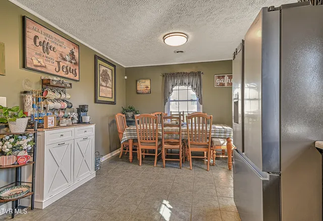 $259,999 | 8856 Rich Valley Road, Bristol, VA 24202