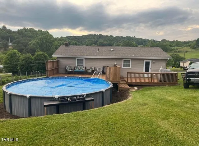 $259,999 | 8856 Rich Valley Road, Bristol, VA 24202