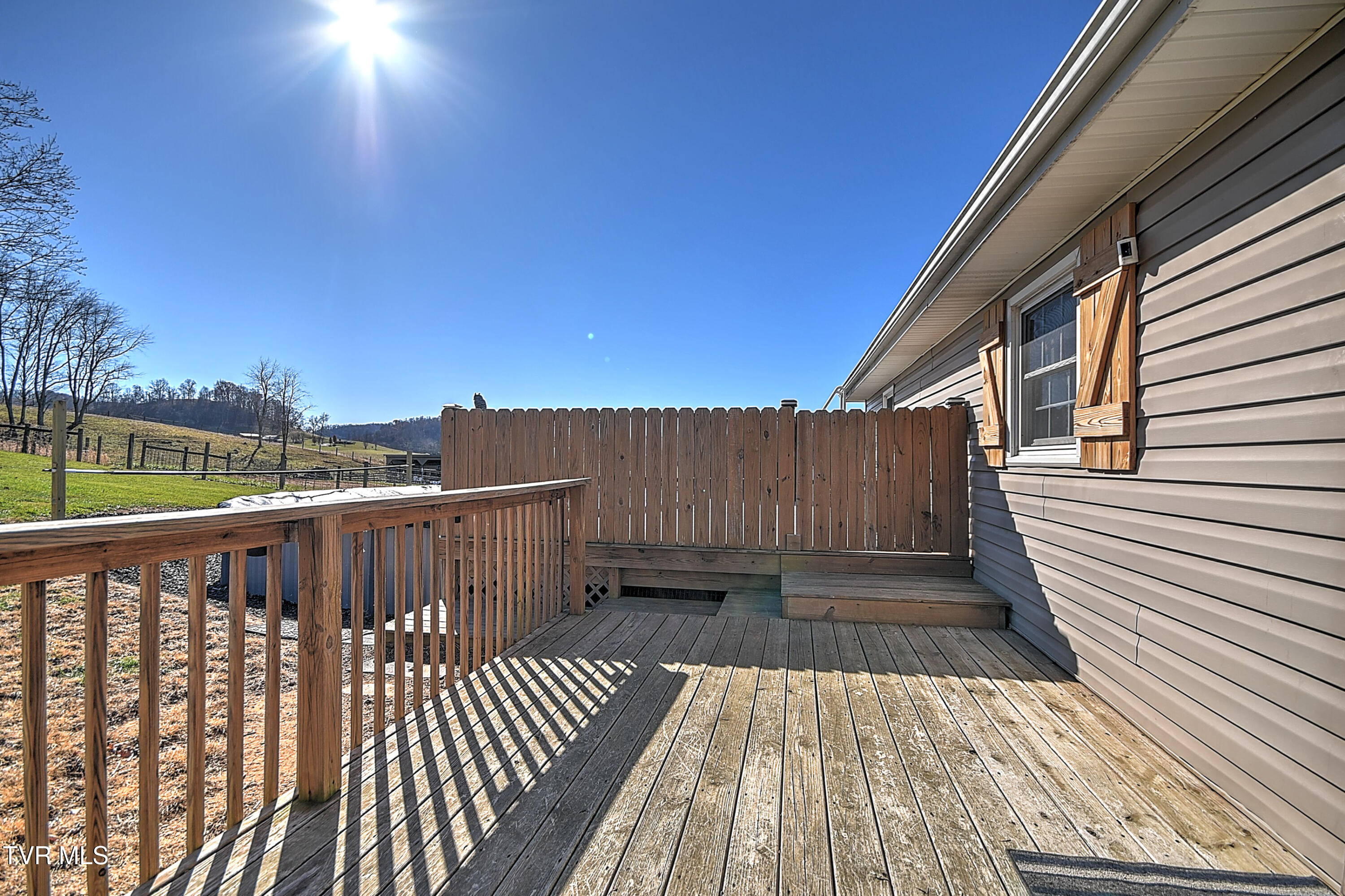 8856 Rich Valley Road Bristol, VA 24202 - Photo 47 of 62 8856 Rich Valley DA-34