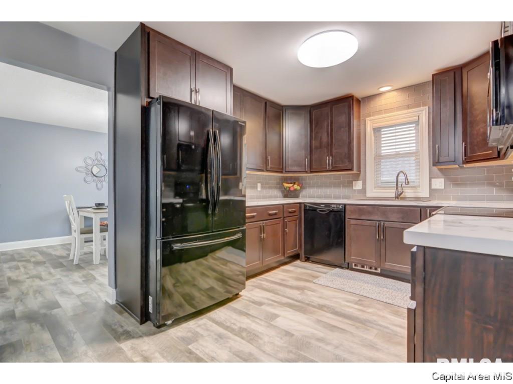 420 Brandywine Road Springfield, IL 62704 - Photo 5 of 34 Gallery Image 5