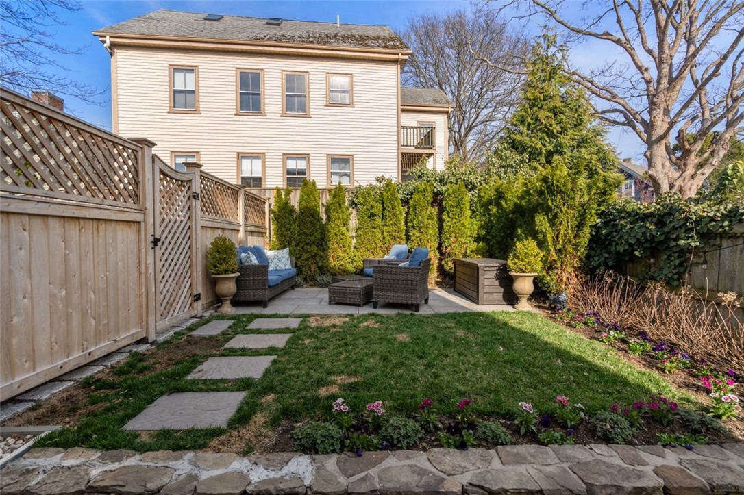 30 Thames Street Newport, RI 02840 - Photo 37 of 47