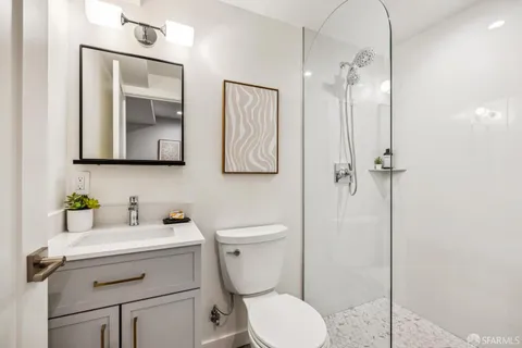 $3,680,000 | 618 19th Avenue, San Francisco, CA 94121