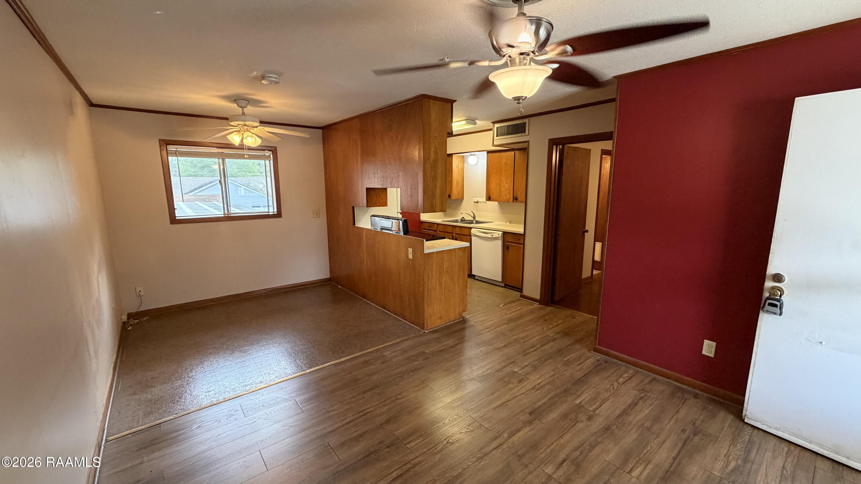 715 Harding Street, Unit 5 Lafayette, LA 70503 - Photo 5 of 9 IMG_0775