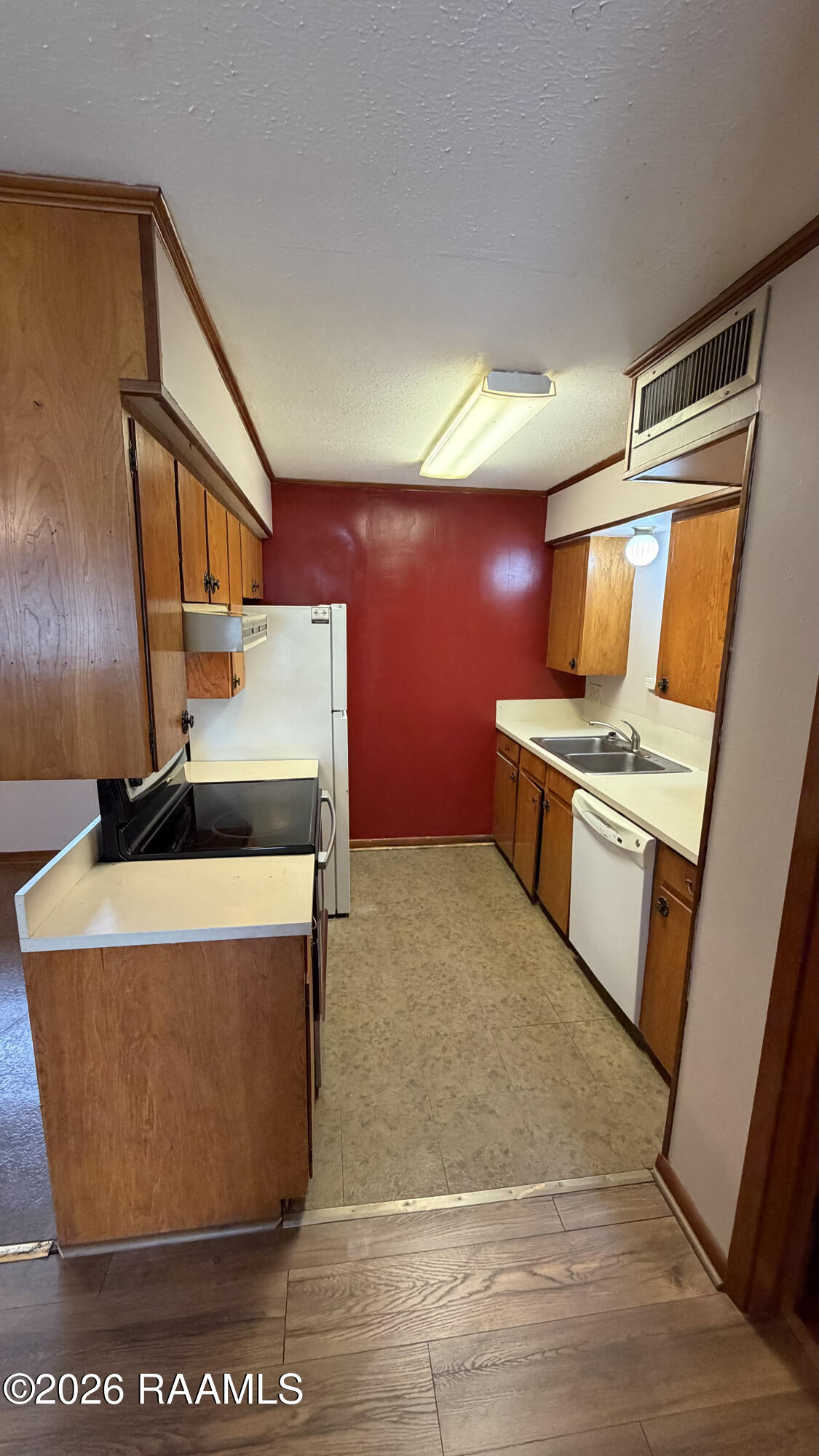 715 Harding Street, Unit 5 Lafayette, LA 70503 - Photo 6 of 9 IMG_0776