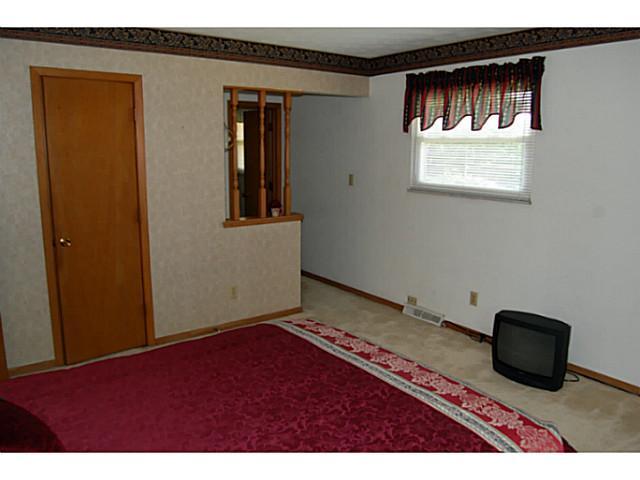 2853 Longfield Road Columbus, OH 43204 - Photo 17 of 24 Gallery Image 17