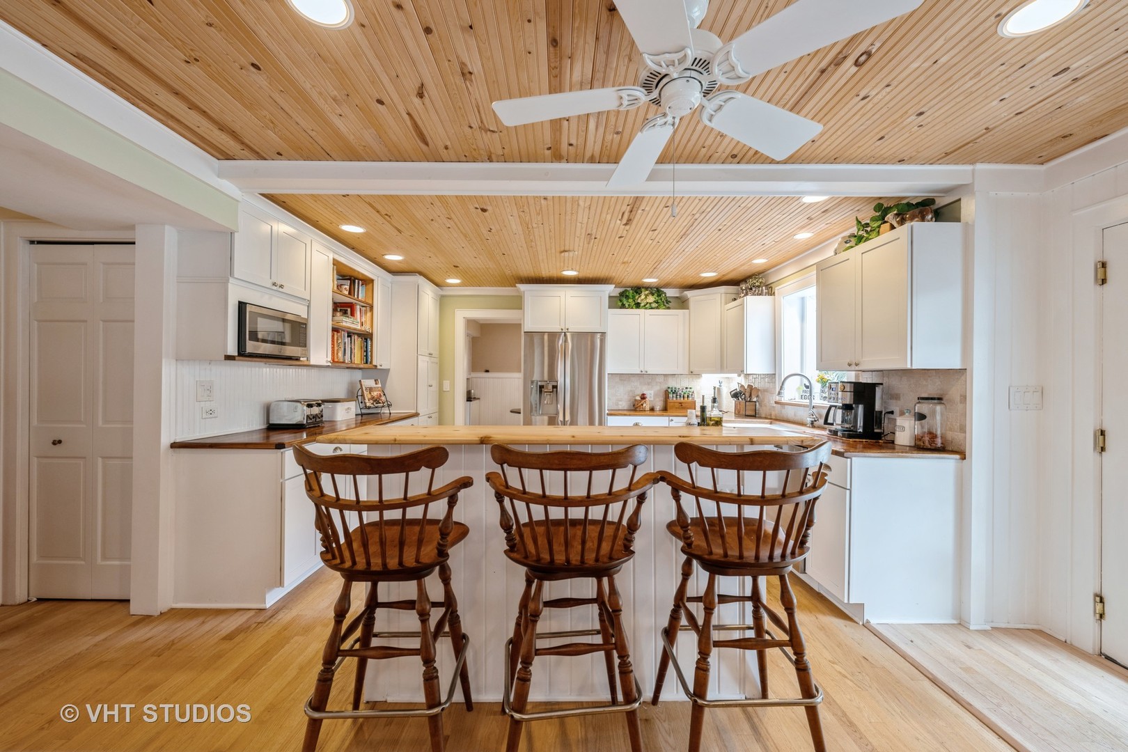 1810 West Hunters Lane Spring Grove, IL 60081 - Photo 16 of 46