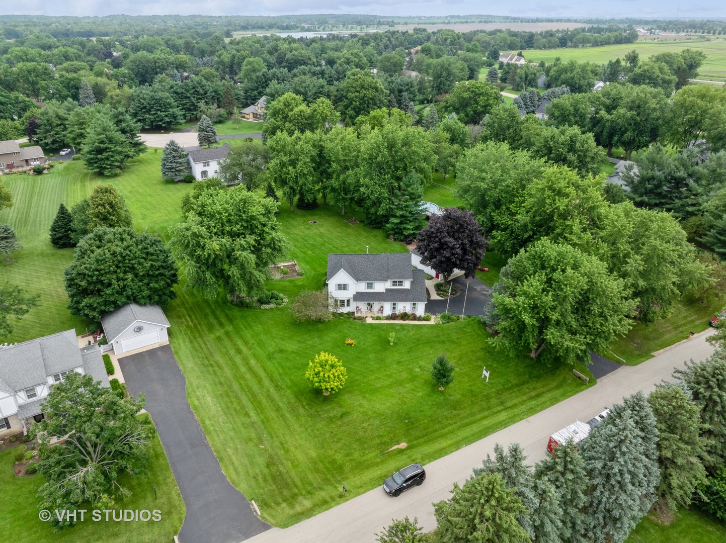 1810 West Hunters Lane Spring Grove, IL 60081 - Photo 3 of 46