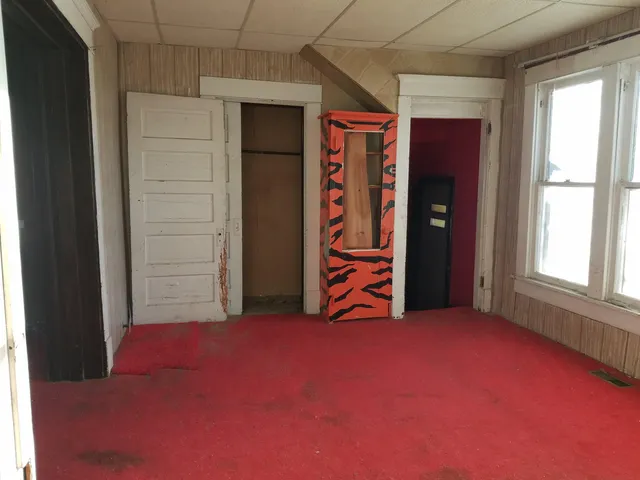 $29,900 | 924 East Ave A, Hutchinson, KS 67501